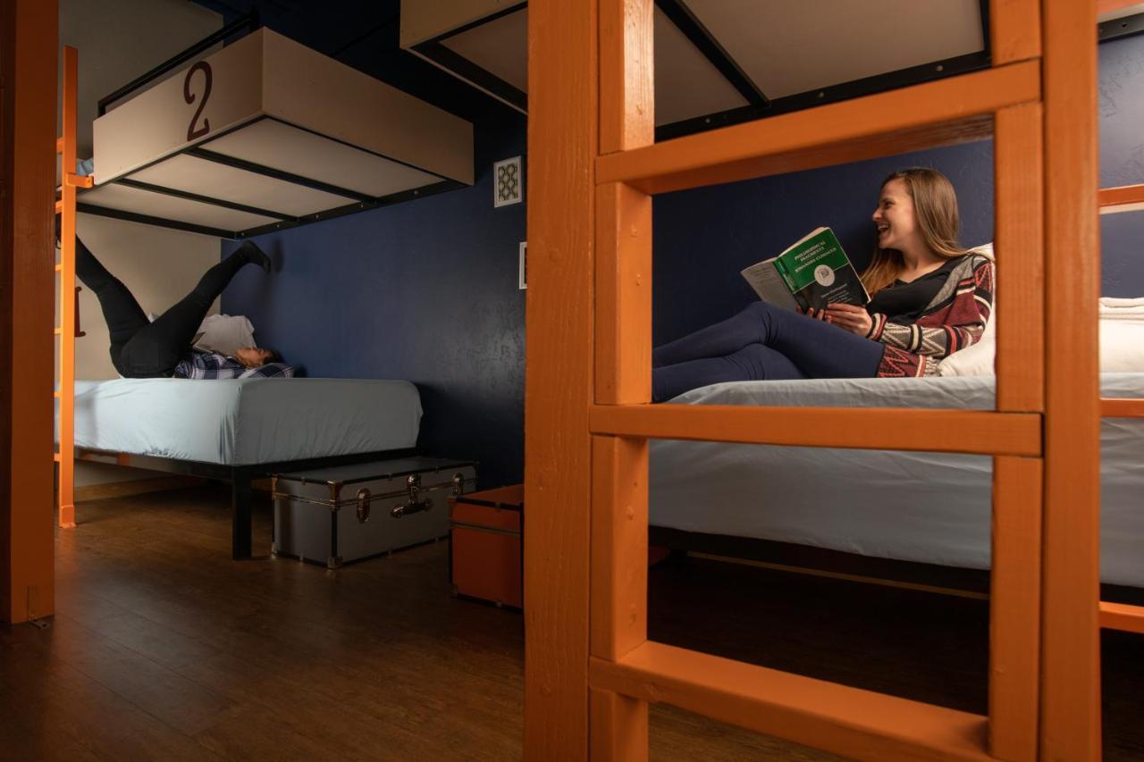 The Bunkhouse Hostel Minturn Ngoại thất bức ảnh